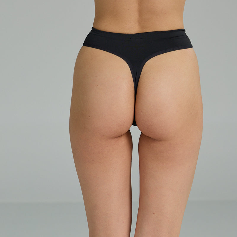 FITS EVERYBODY THONG