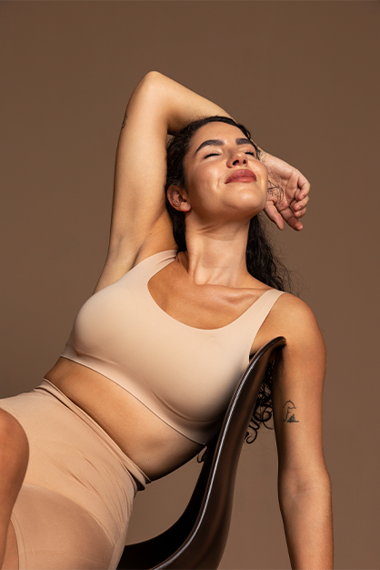 SKIMS BODY PUSH-UP THONG BODYSUIT
